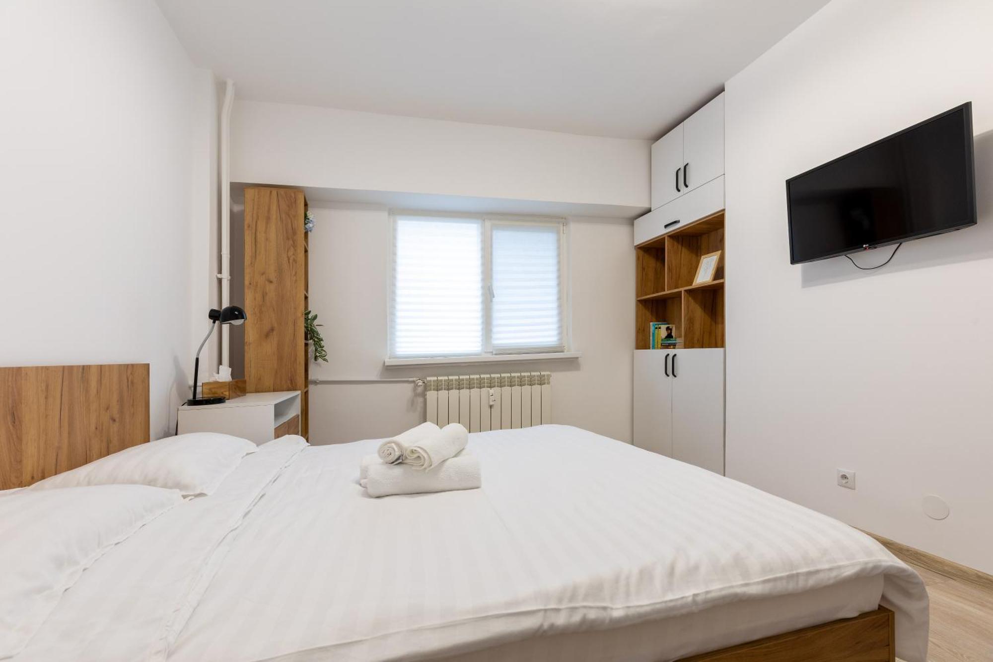 Apartmán Minerva Studio Craiova Exteriér fotografie