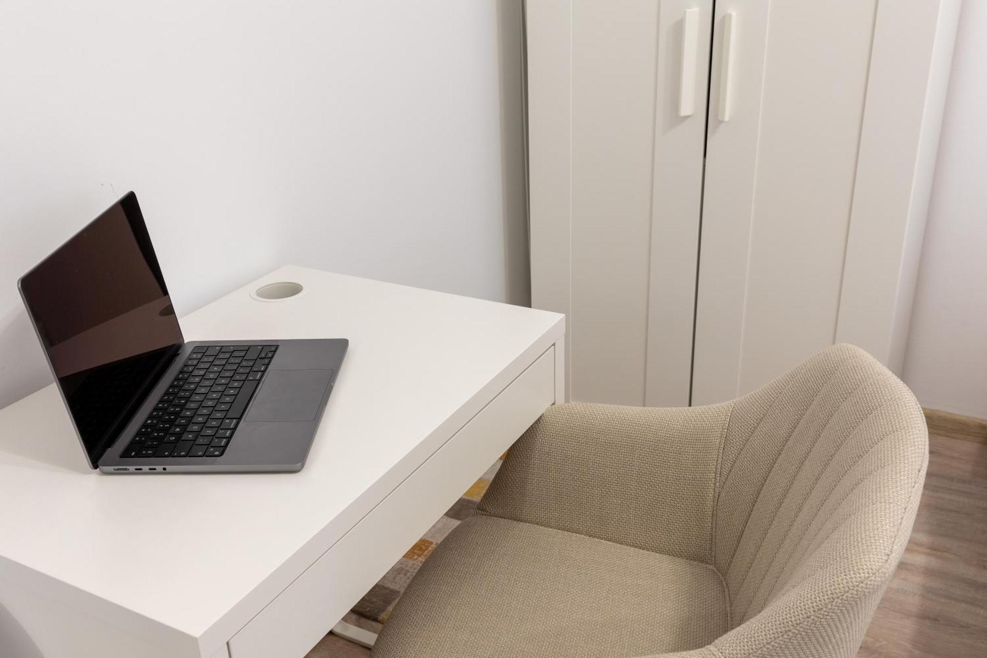 Apartmán Minerva Studio Craiova Exteriér fotografie