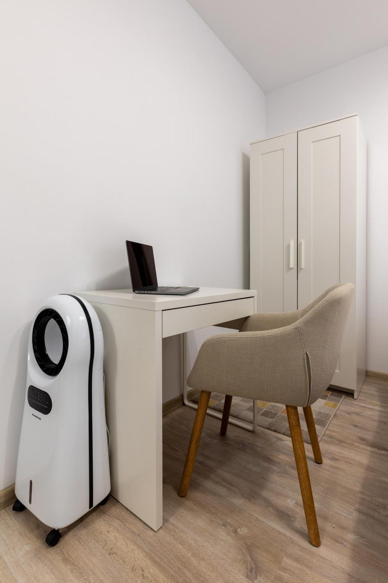 Apartmán Minerva Studio Craiova Exteriér fotografie